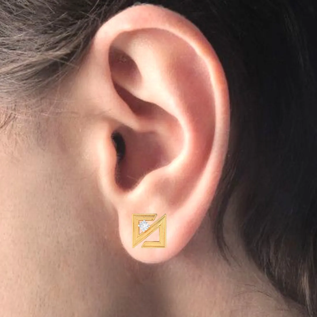 14k Abstract Designed Gold Earrings With American Diamonds