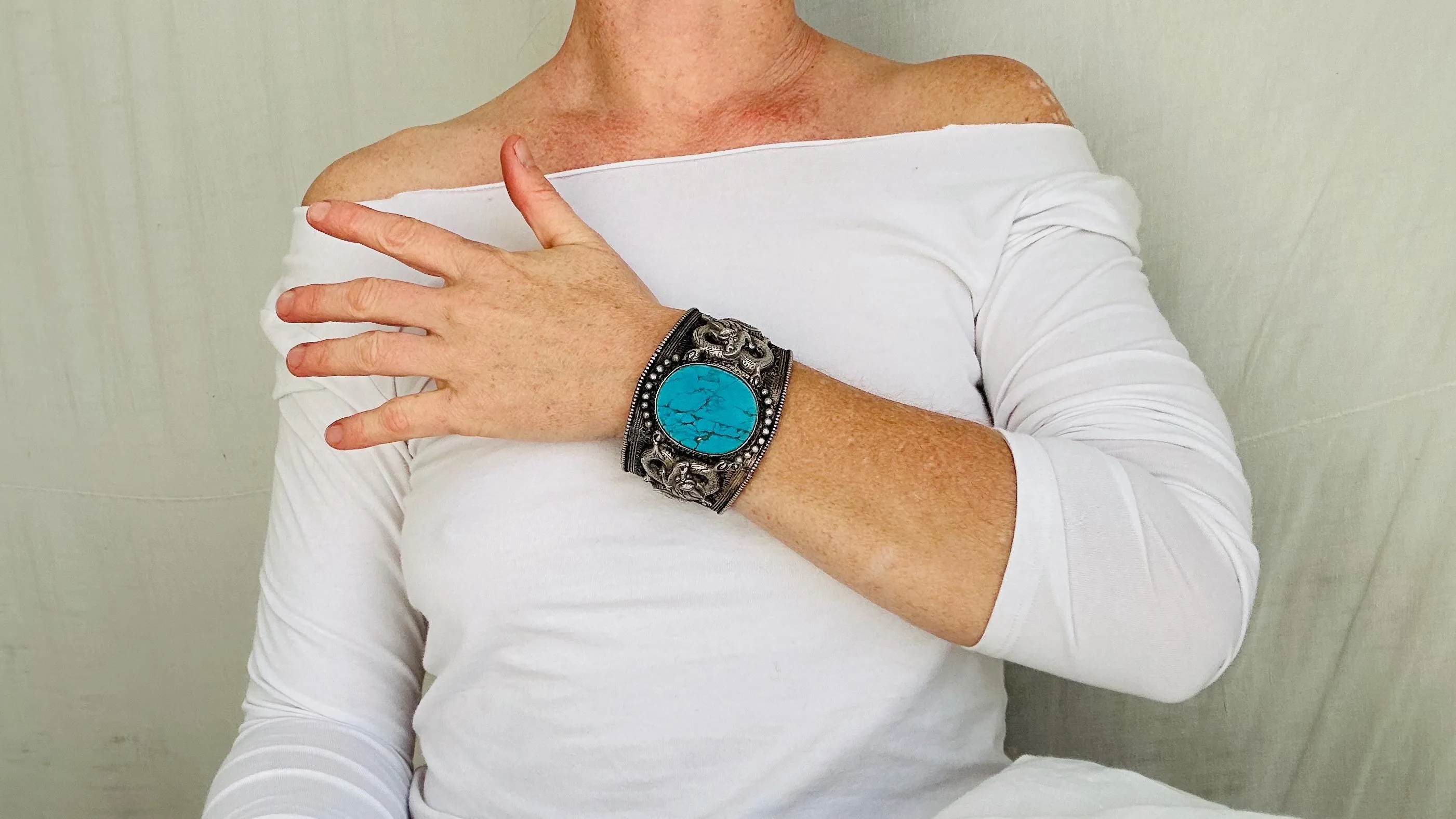 Antique Tibetan Turquoise Cuff Bracelet. Dragons and Filigree. Beautiful Piece!