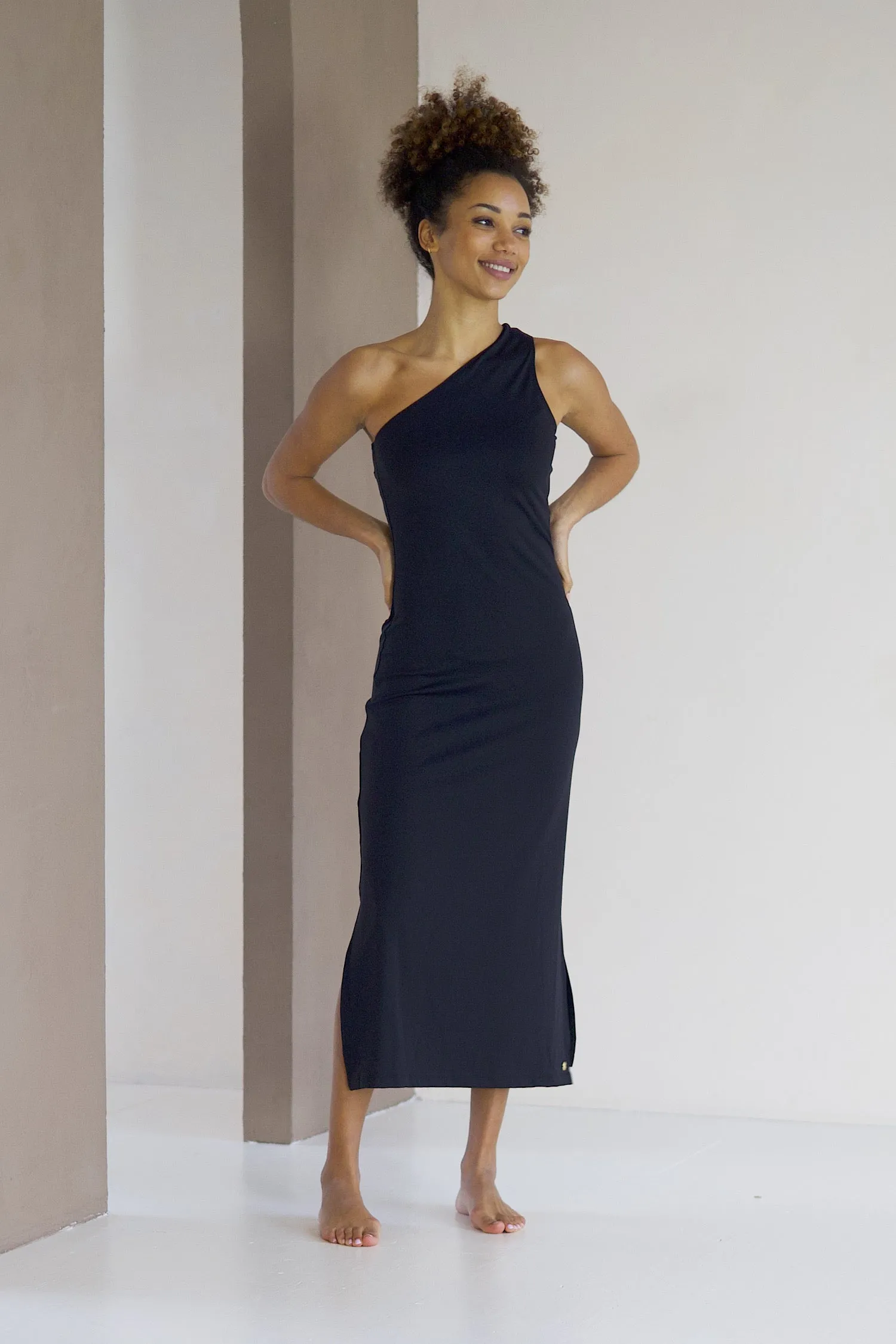 Asymmetric Dress