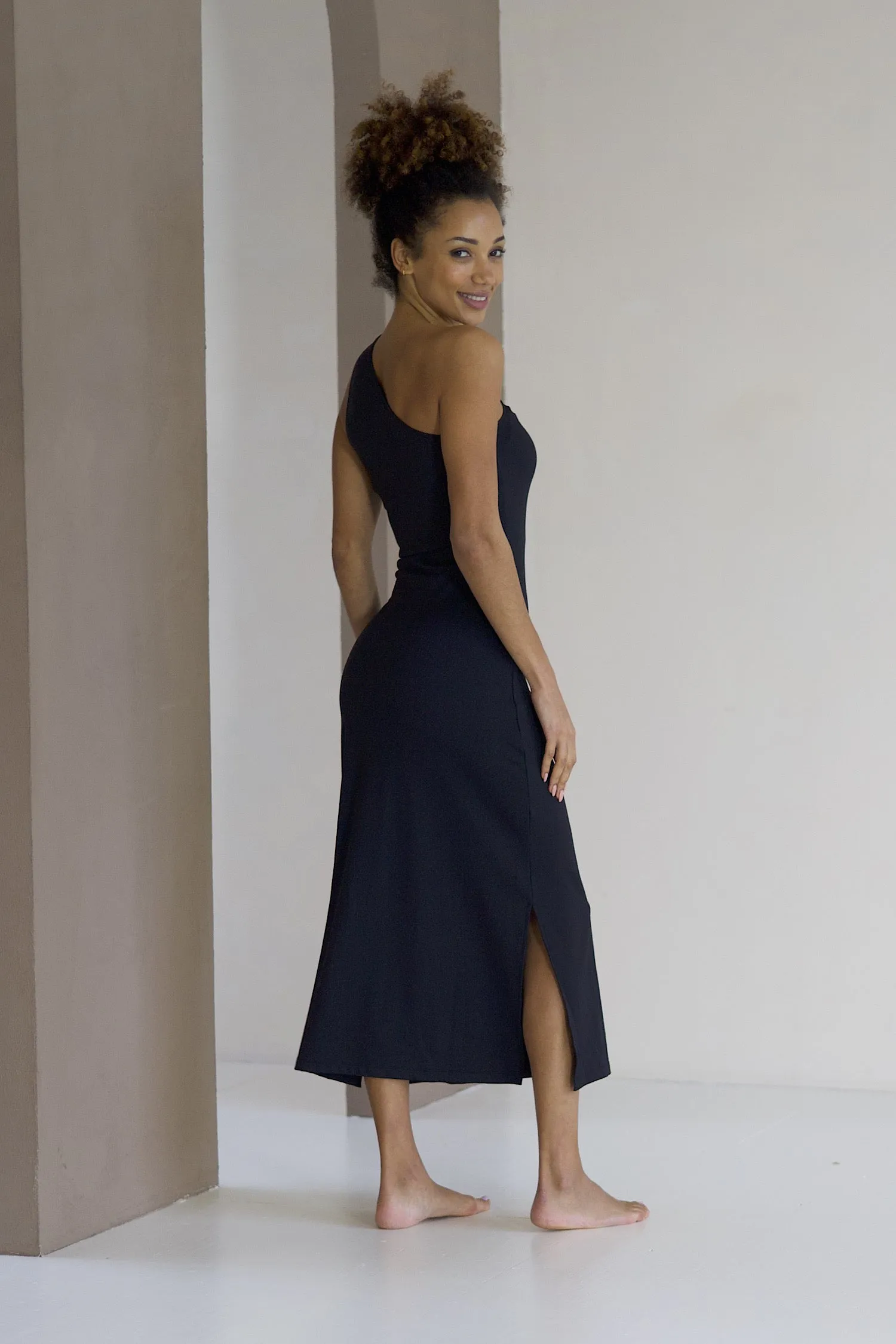 Asymmetric Dress