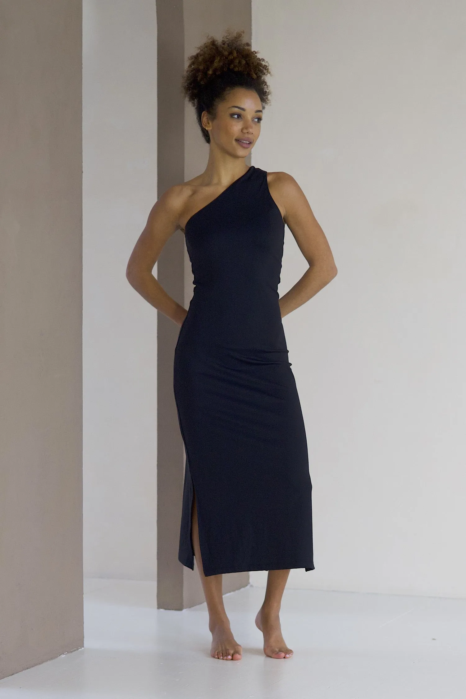 Asymmetric Dress