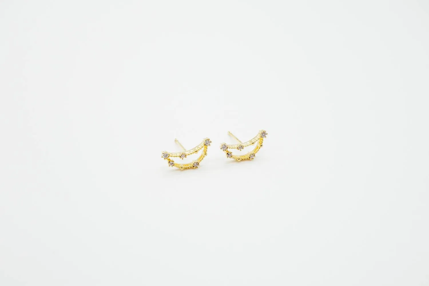Capricorn Earrings Dec 22. - Jan 19.