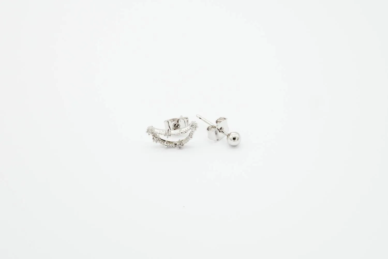 Capricorn Earrings Dec 22. - Jan 19.