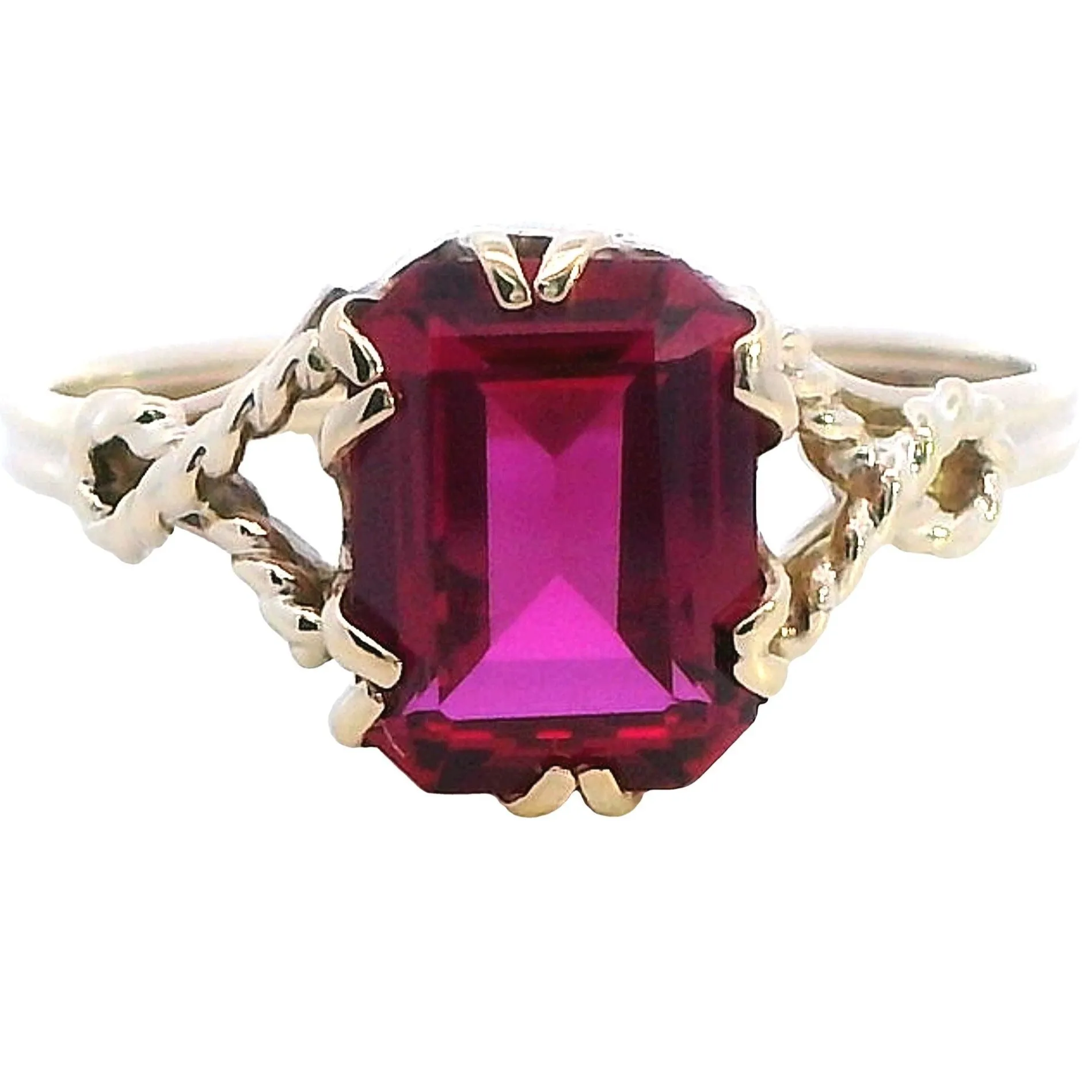 Charming 9ct Yellow Gold Synthetic Ruby Ring