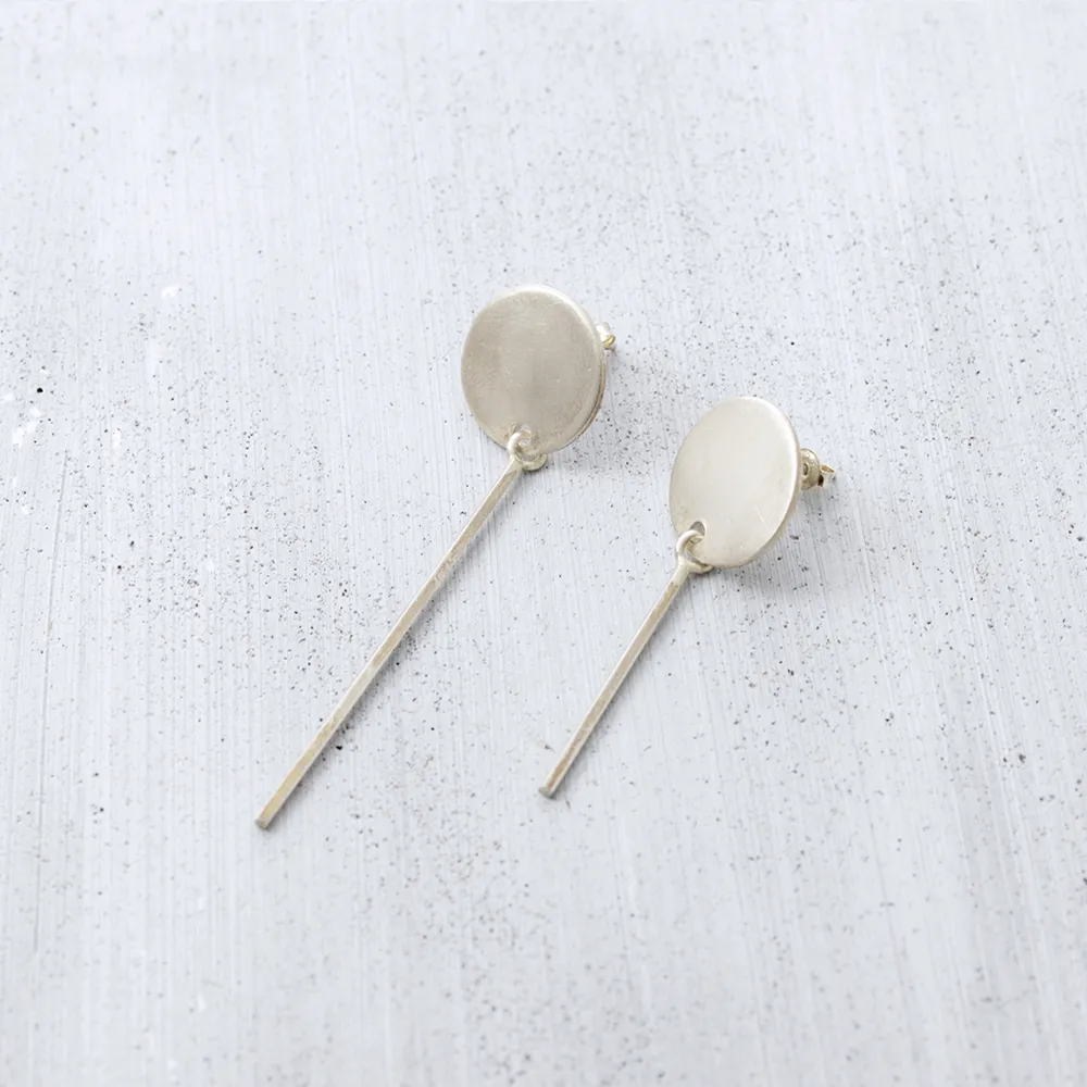 Dusty asymmetric Earrings - Silver