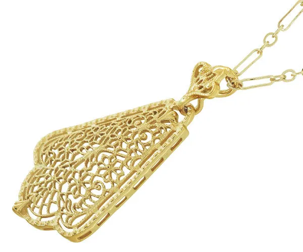 Edwardian Scalloped Leaf Dangling Filigree Pendant Necklace in Sterling Silver with Yellow Gold Vermeil