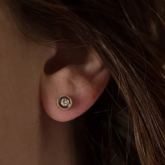 Ellipse Round Diamond Earrings