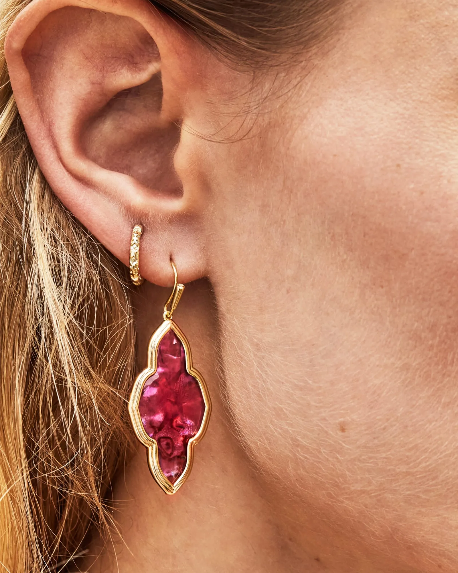 Framed Abbie Drop Earrings in Light Burgundy Illusion