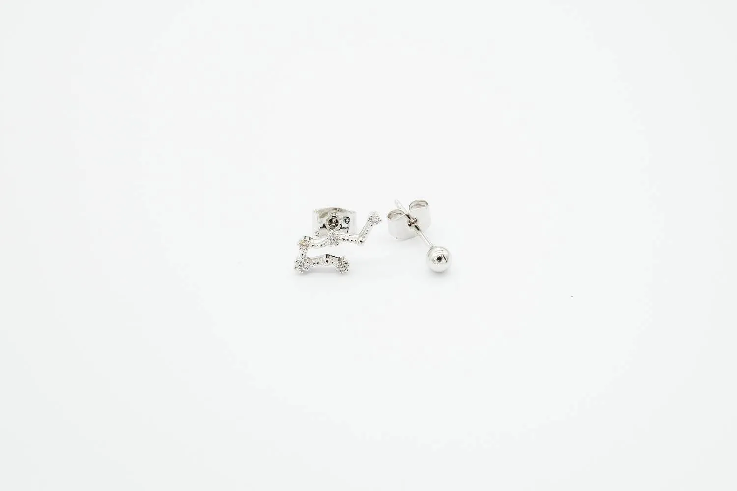 Gemini Earrings May 21. - Jun 20.