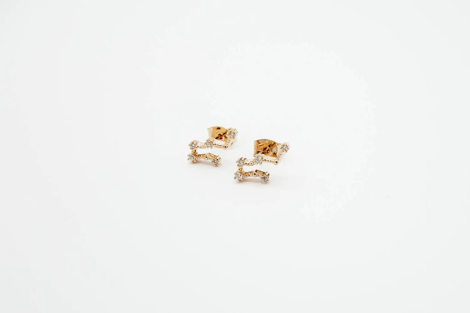 Gemini Earrings May 21. - Jun 20.