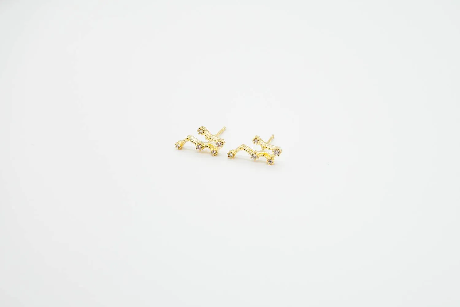 Gemini Earrings May 21. - Jun 20.