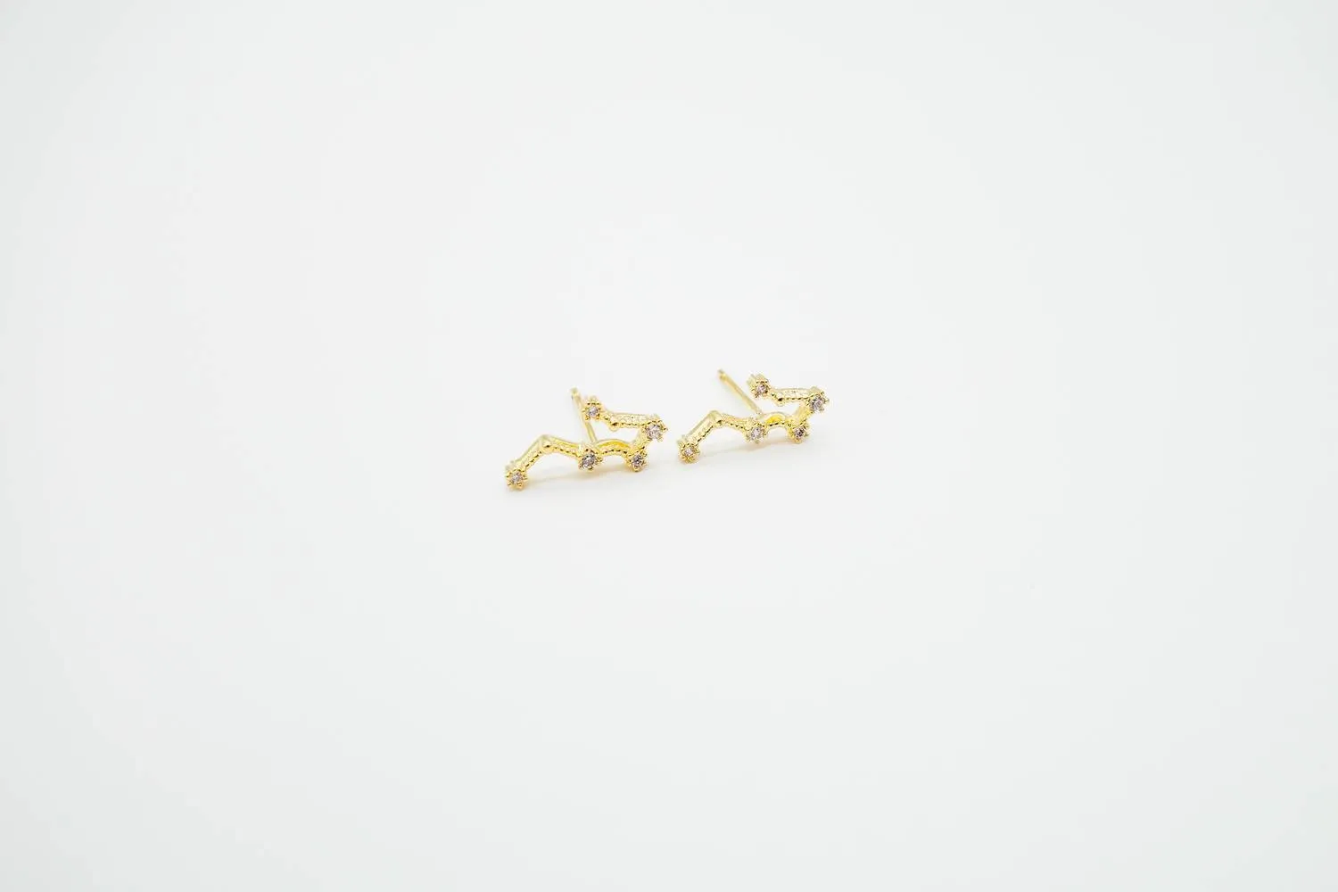 Gemini Earrings May 21. - Jun 20.