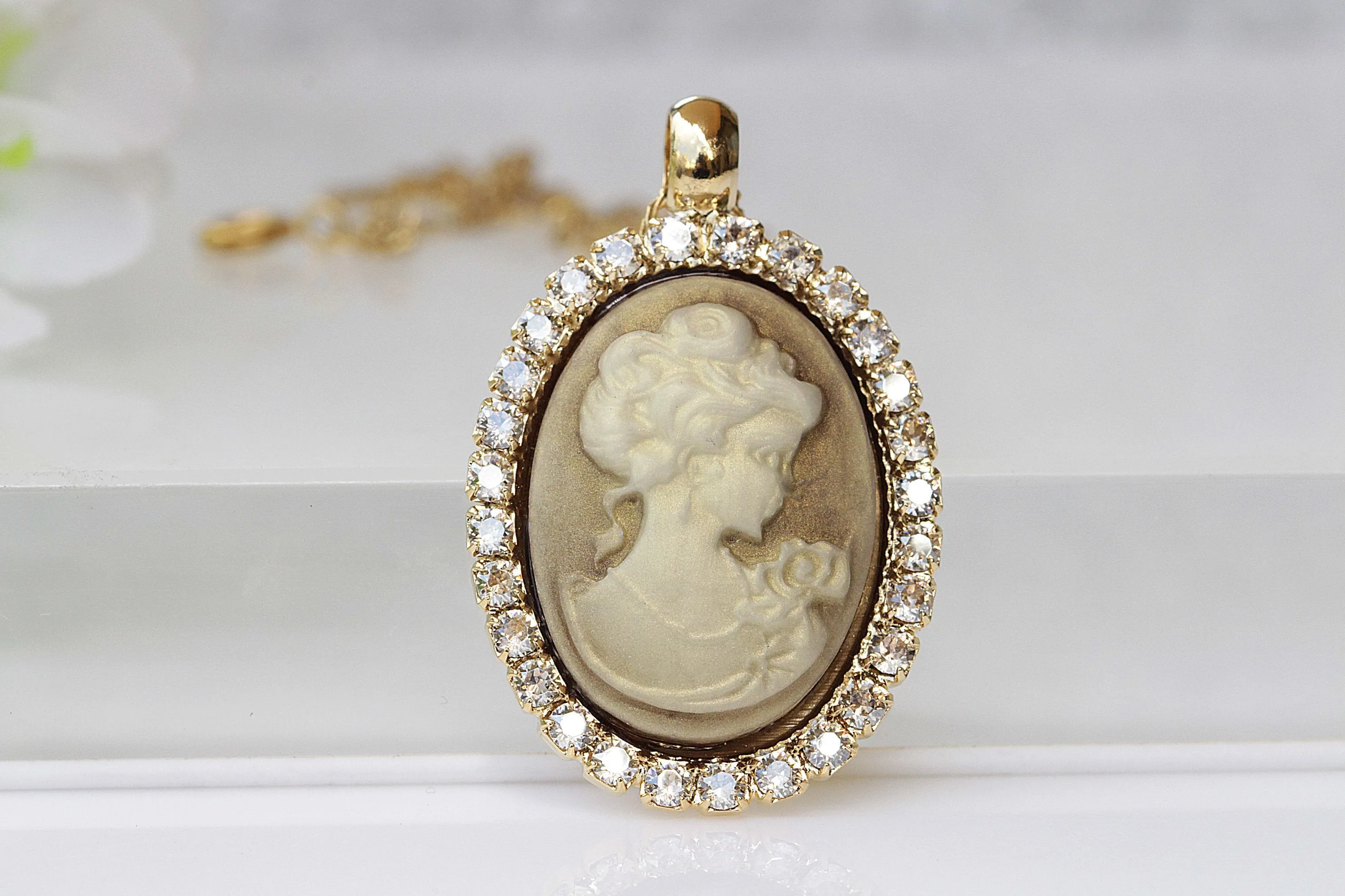 GOLD CAMEO EARRINGS