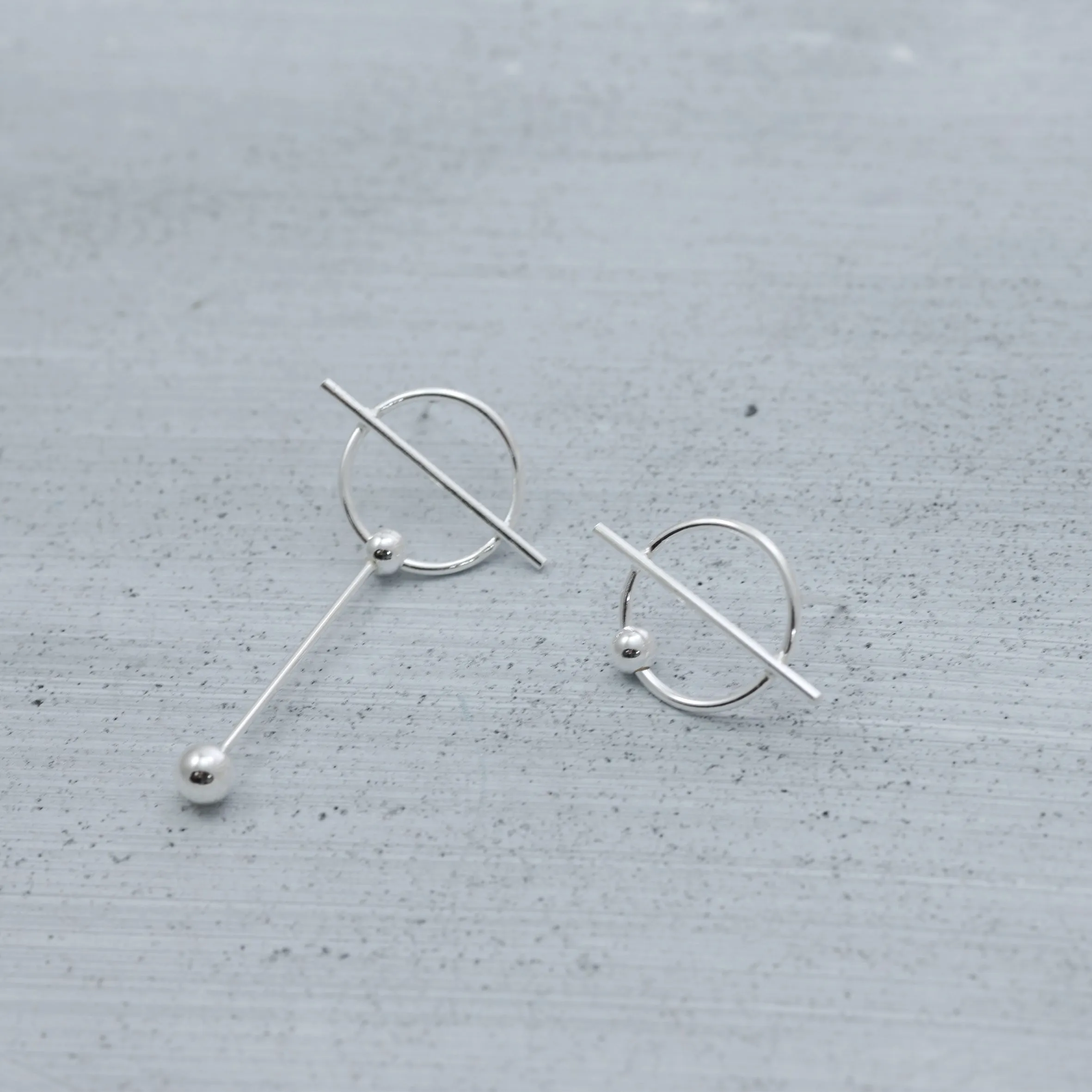 Jupiter asymmetric Earrings - Silver