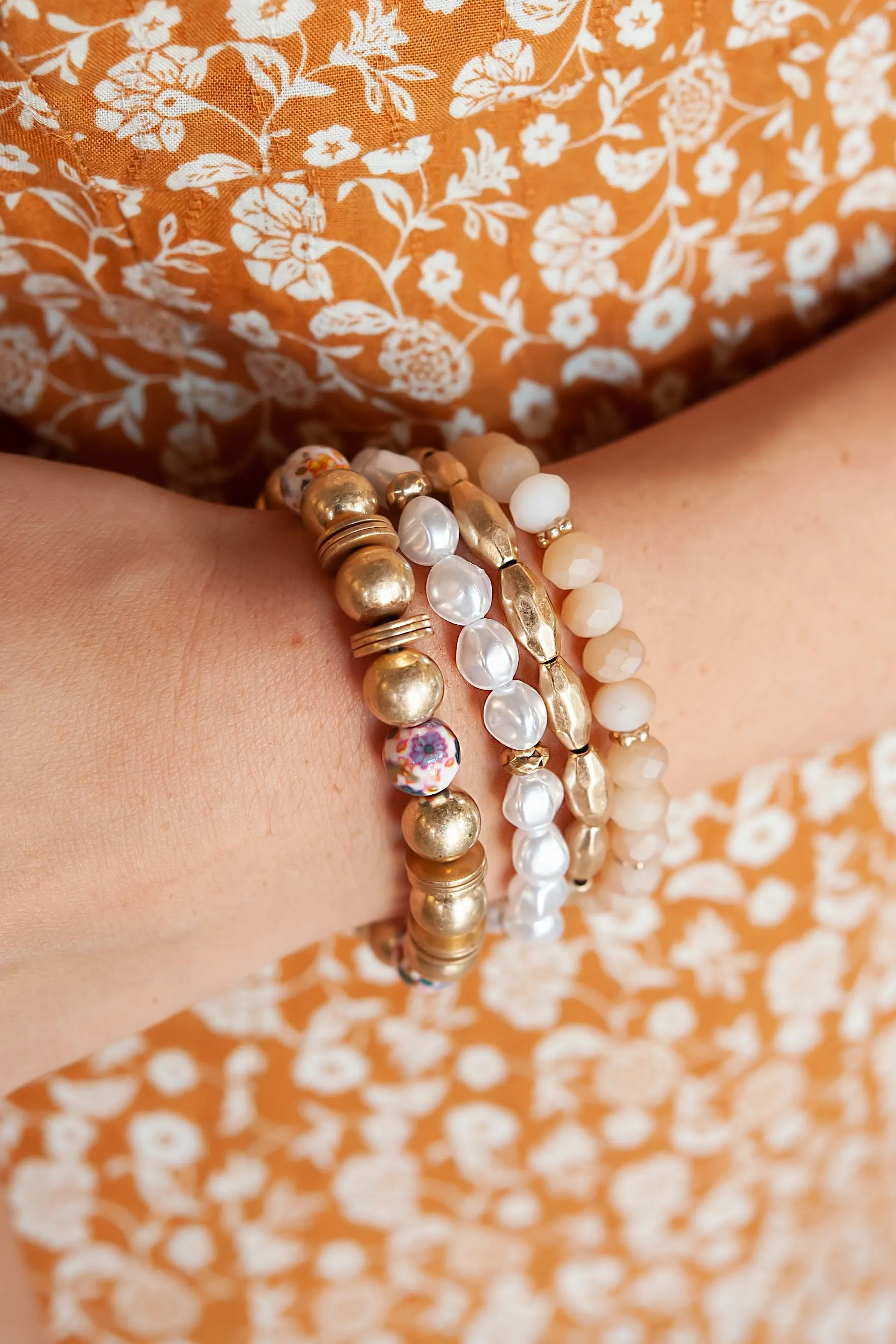 Lannie Blush and Gold Beaded Bracelet | Pearl and Watercolor Bead Bracelet Set