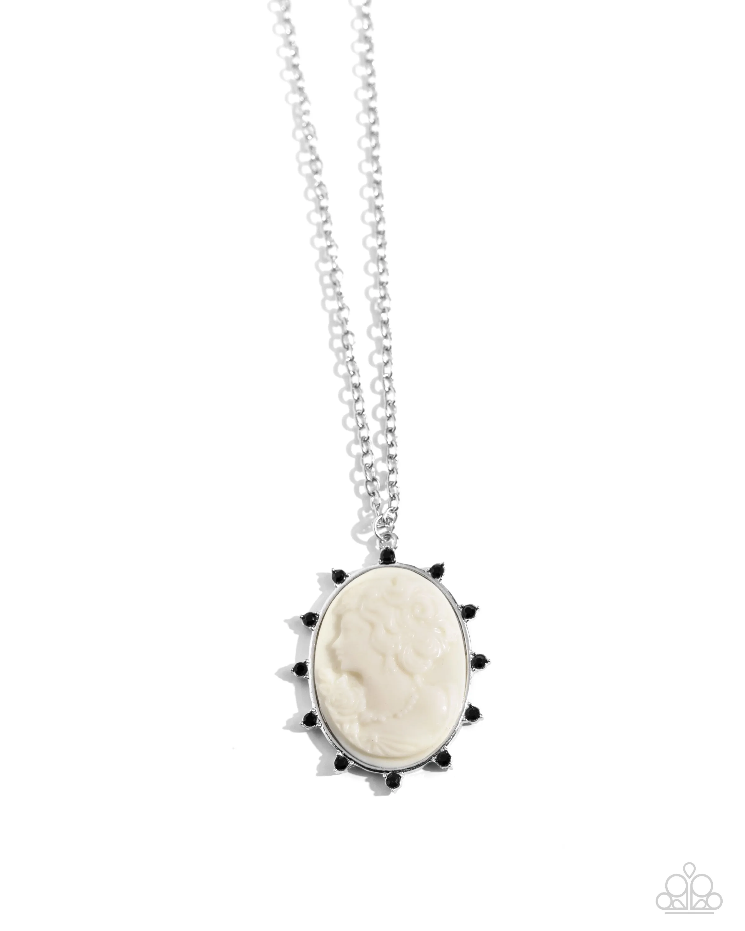 Necklaces Romantic Artistry - Black