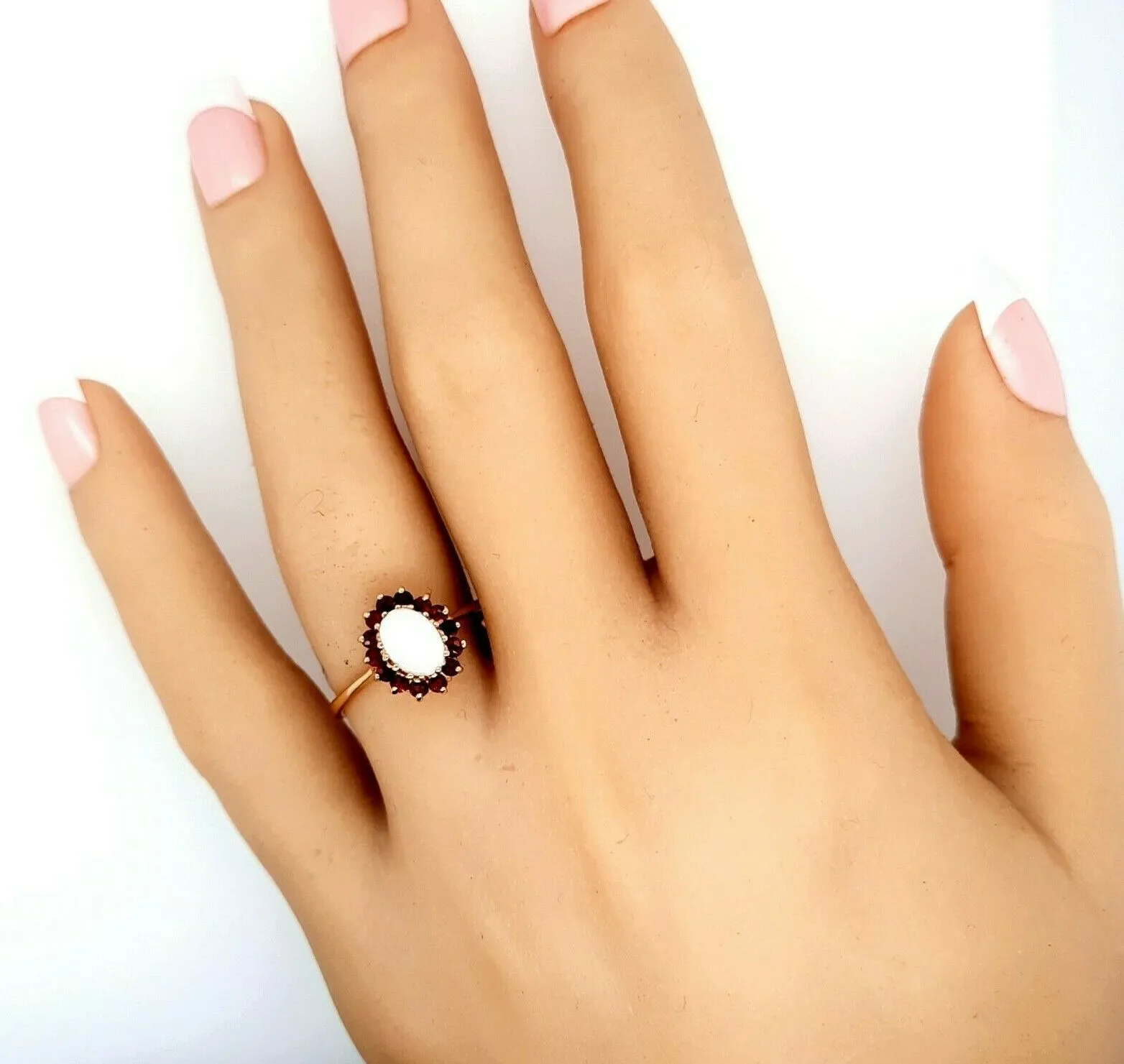 Opal & Garnet 9ct Yellow Gold Ring Hallmarked Sheffield 1994 Fine Jewellery