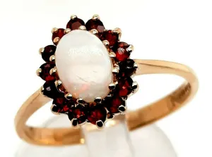 Opal & Garnet 9ct Yellow Gold Ring Hallmarked Sheffield 1994 Fine Jewellery