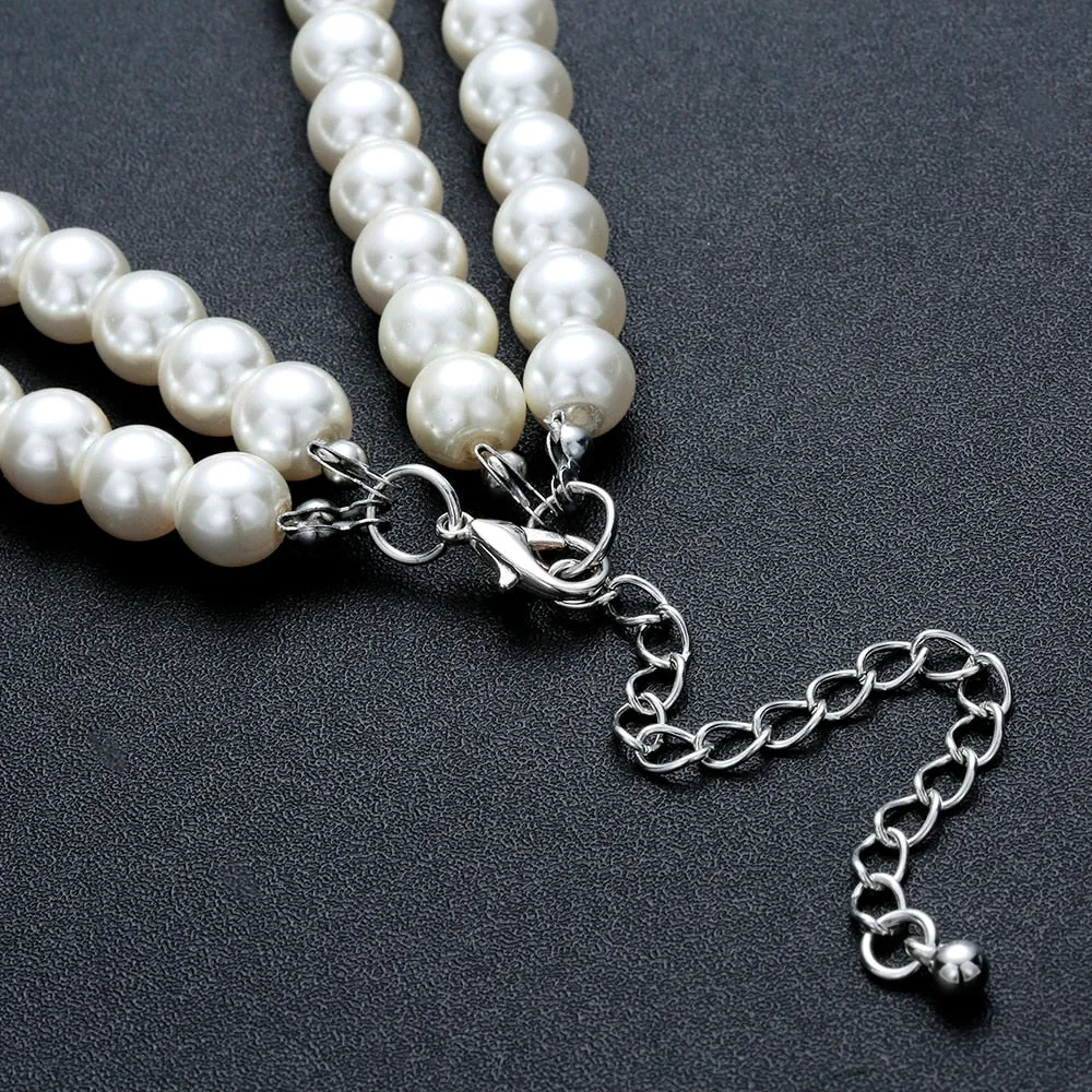 Pretty Dreamy Faux Pearl Jewelry Set with Necklace and Earrings 
