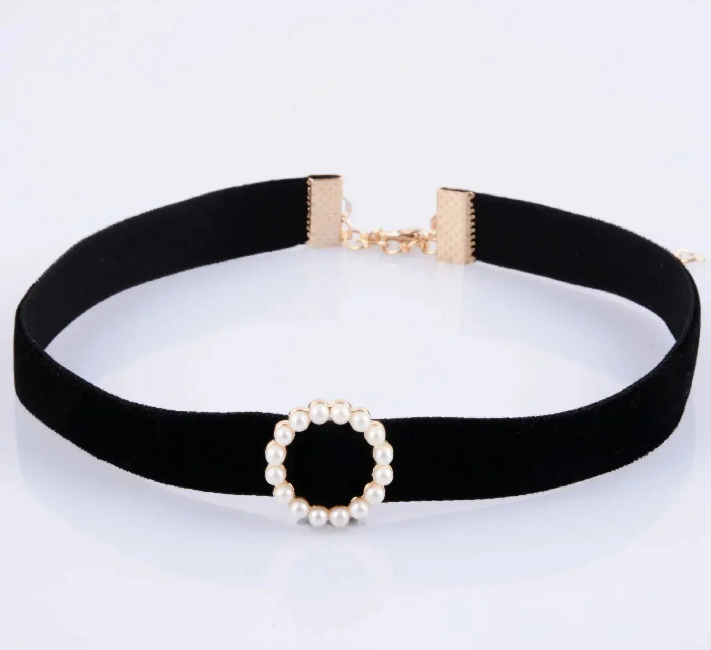 Vintage Velvet Pearl Choker Necklace Gothic