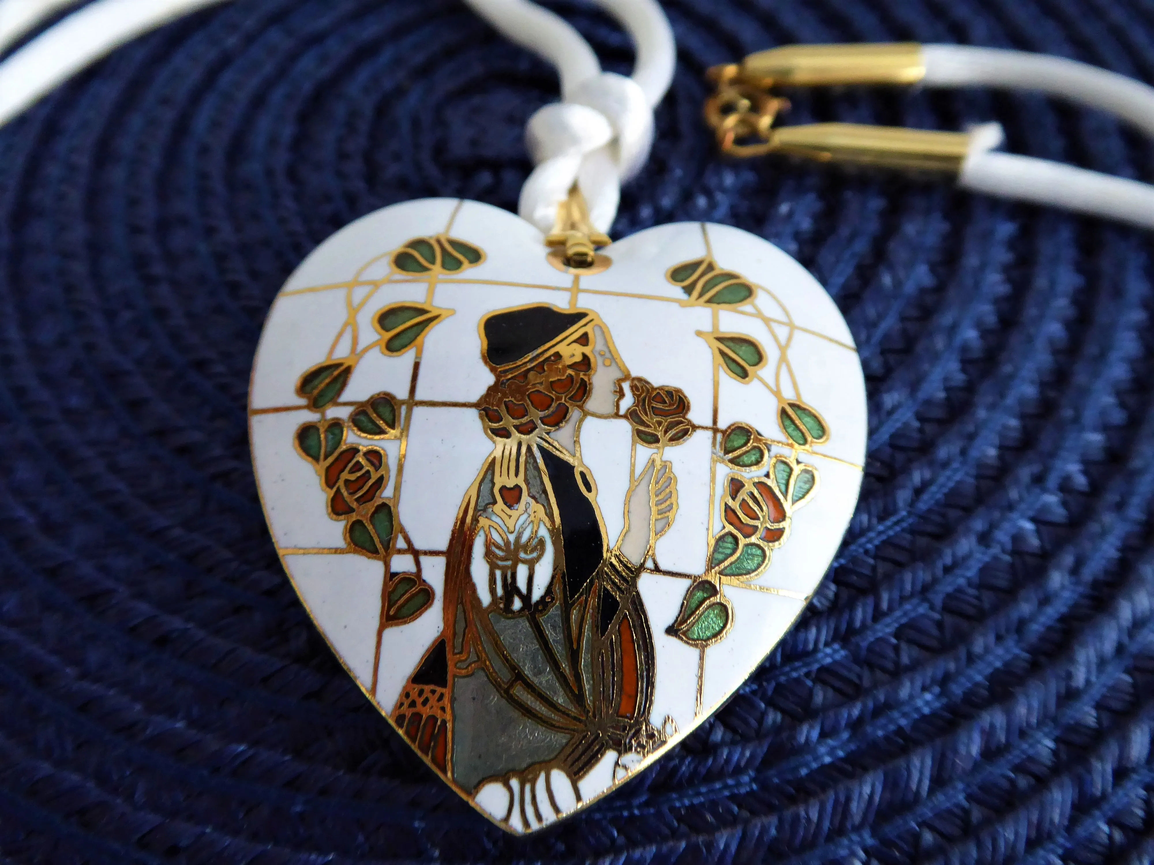 White Enamel Heart Pendant Necklace Art Nouveau Figure 1970s Long Silk Cord