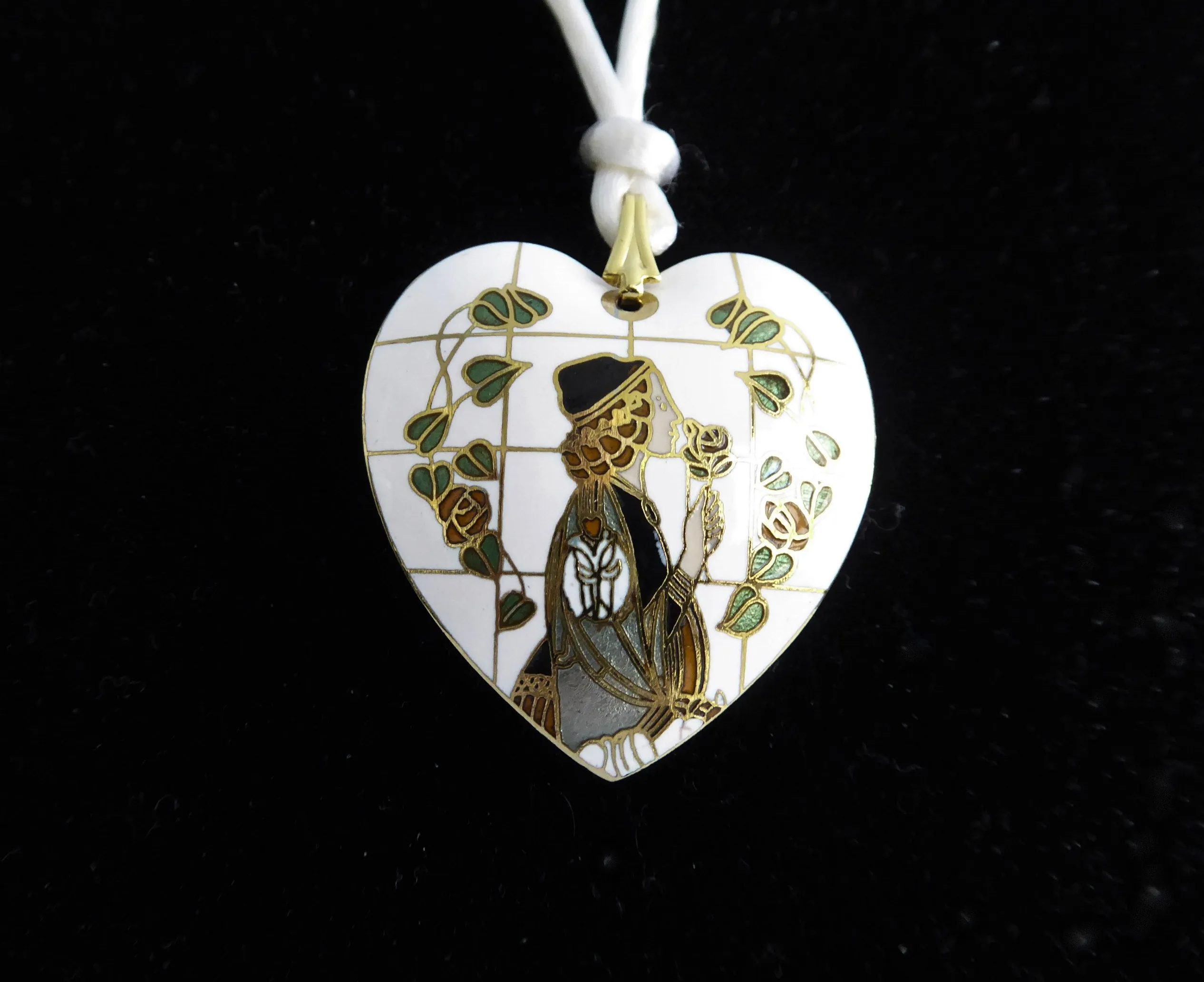 White Enamel Heart Pendant Necklace Art Nouveau Figure 1970s Long Silk Cord