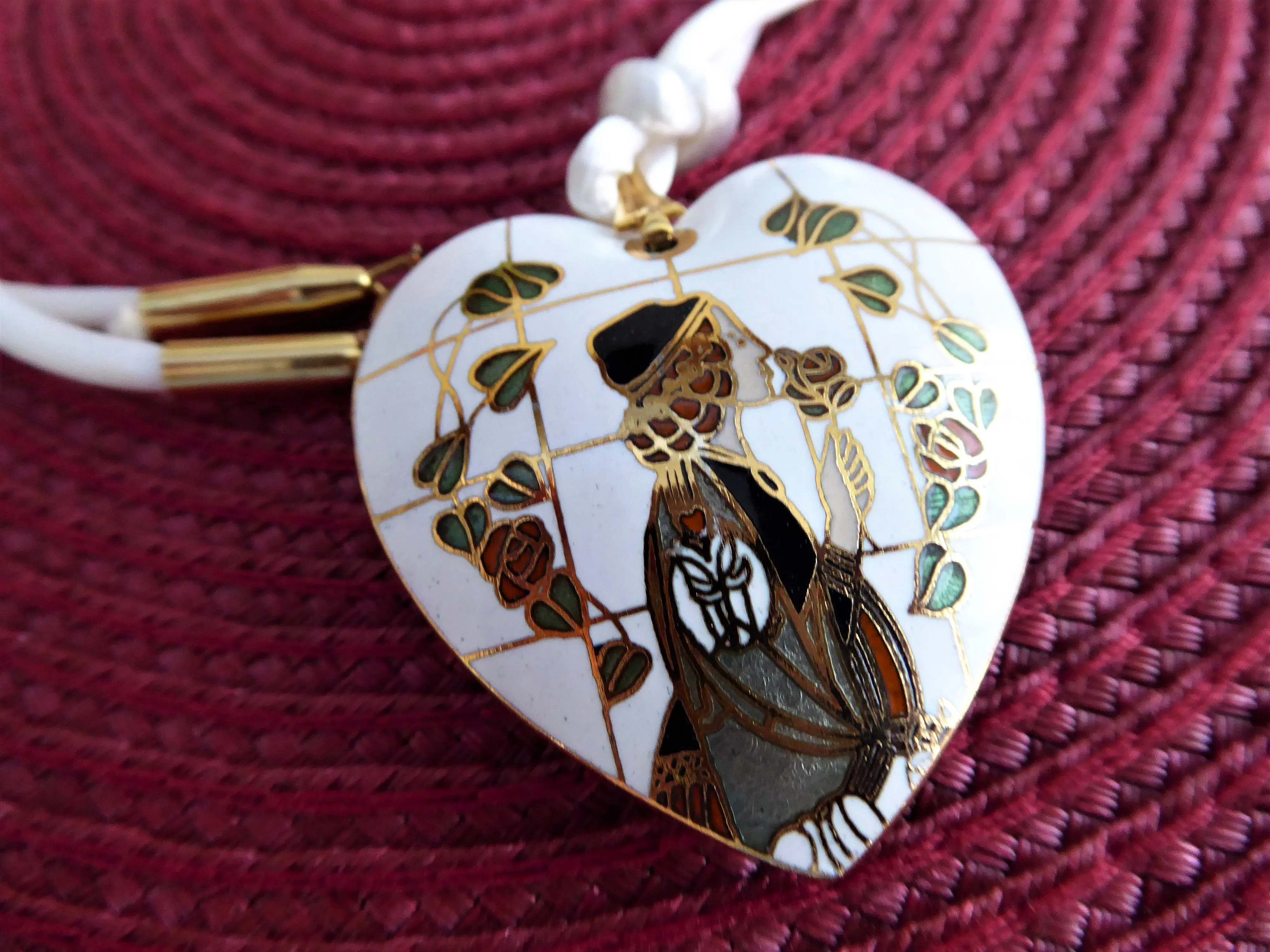 White Enamel Heart Pendant Necklace Art Nouveau Figure 1970s Long Silk Cord