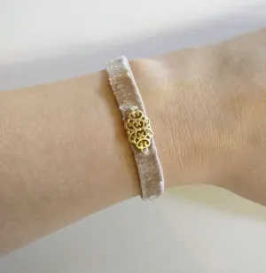 Yz'Bel Armband - Ribbon Velvet Oriental Taupe