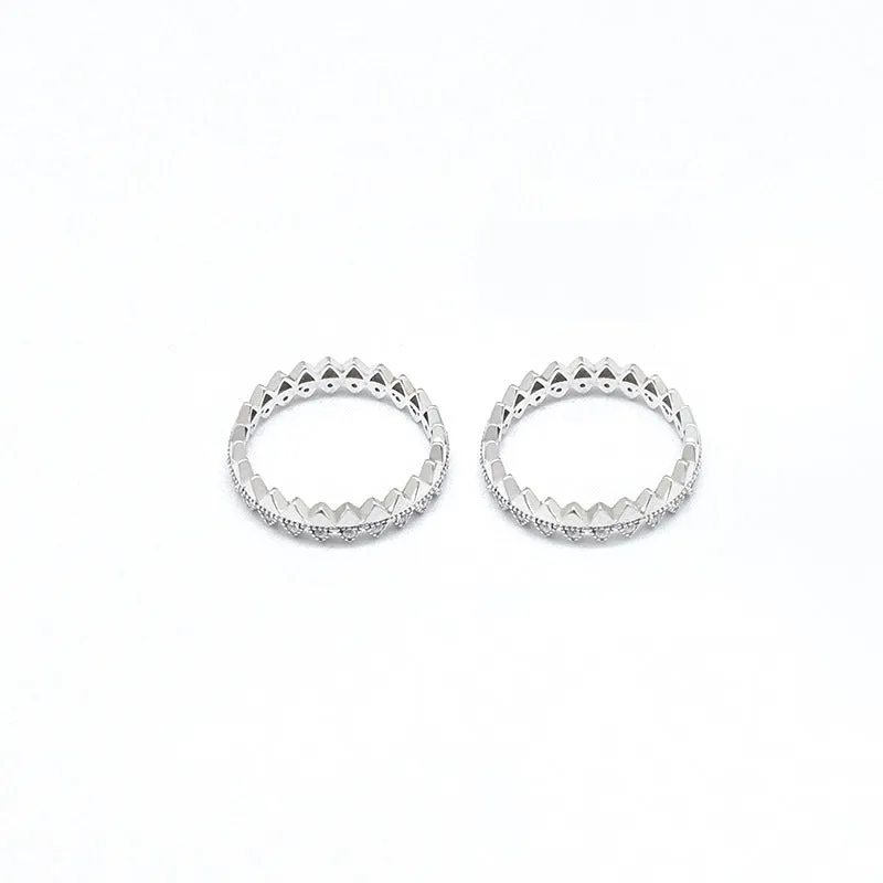 Zircon Rhombus Surround Silver Ring
